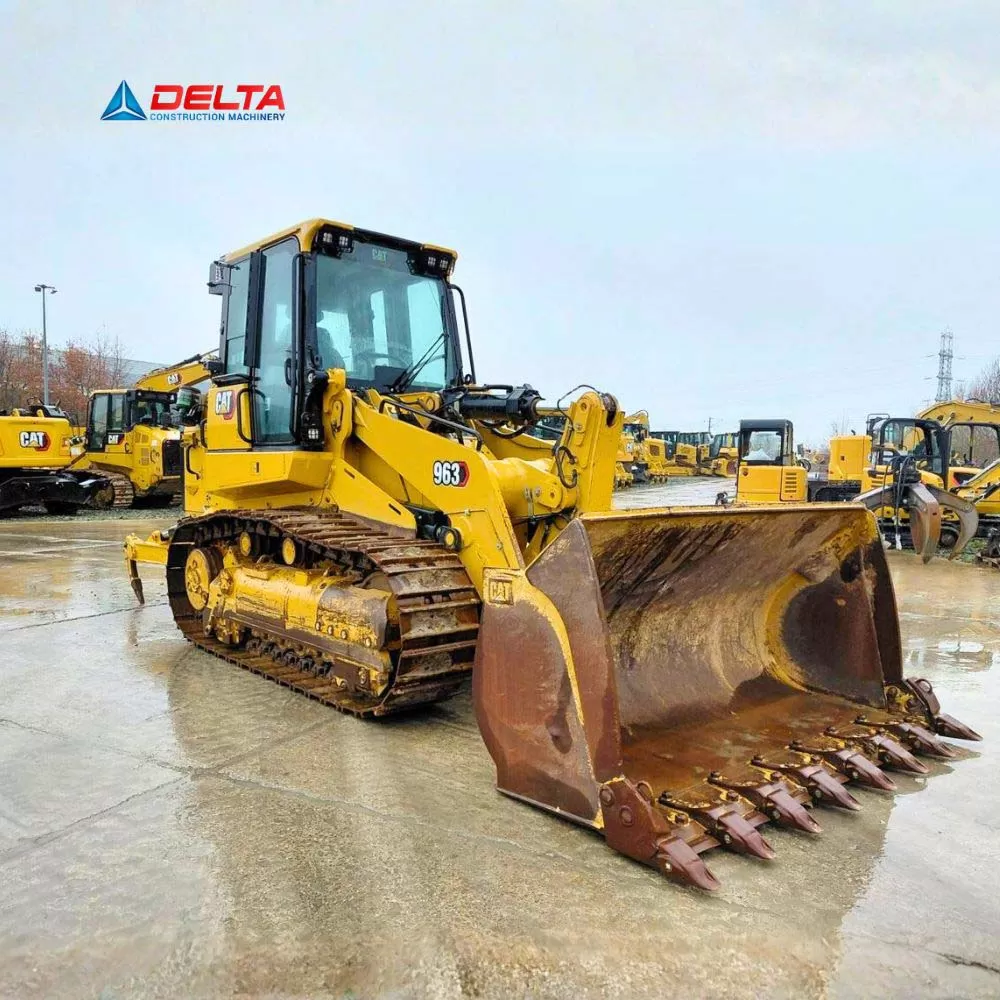 M&aacute;y x&uacute;c lật b&aacute;nh x&iacute;ch