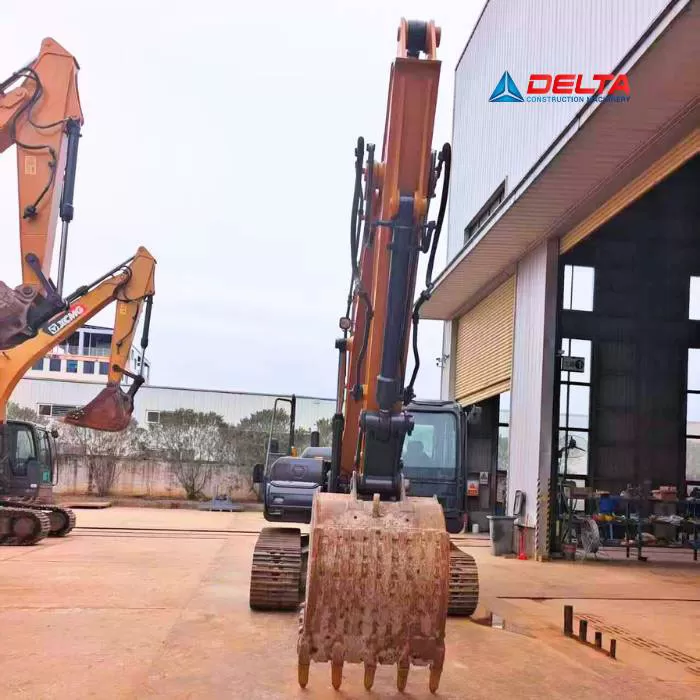 Máy xúc đào bánh xích XCMG XE200DA