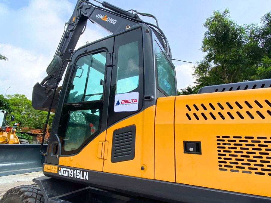 Xúc đào lốp JGM915LN