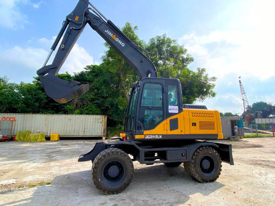 Xúc đào lốp JGM915LN