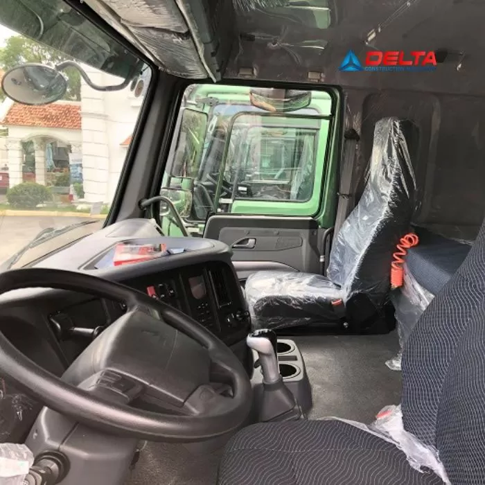 Xe ben HOWO V7G 6x4 thùng vuông