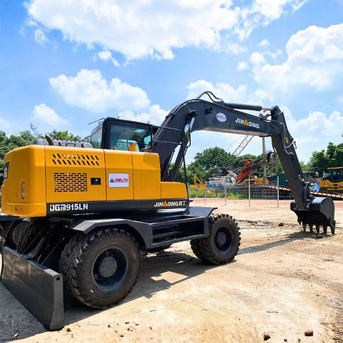 Xúc đào bánh lốp JGM915LN